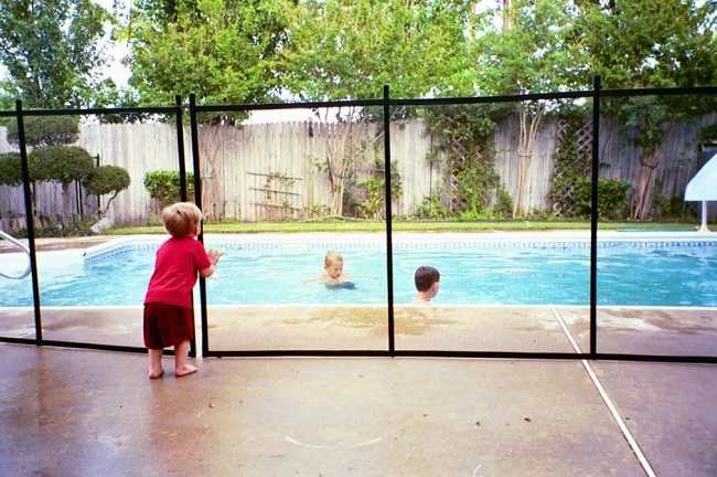 seguridad vallas para piscinas
