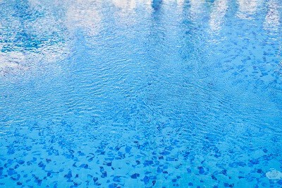 evaporación del agua de la piscina Viento