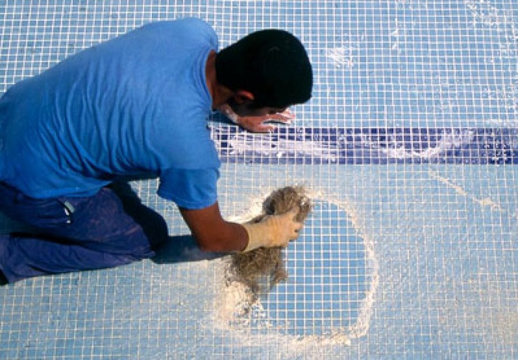 Предотвращение засорения в бассейне